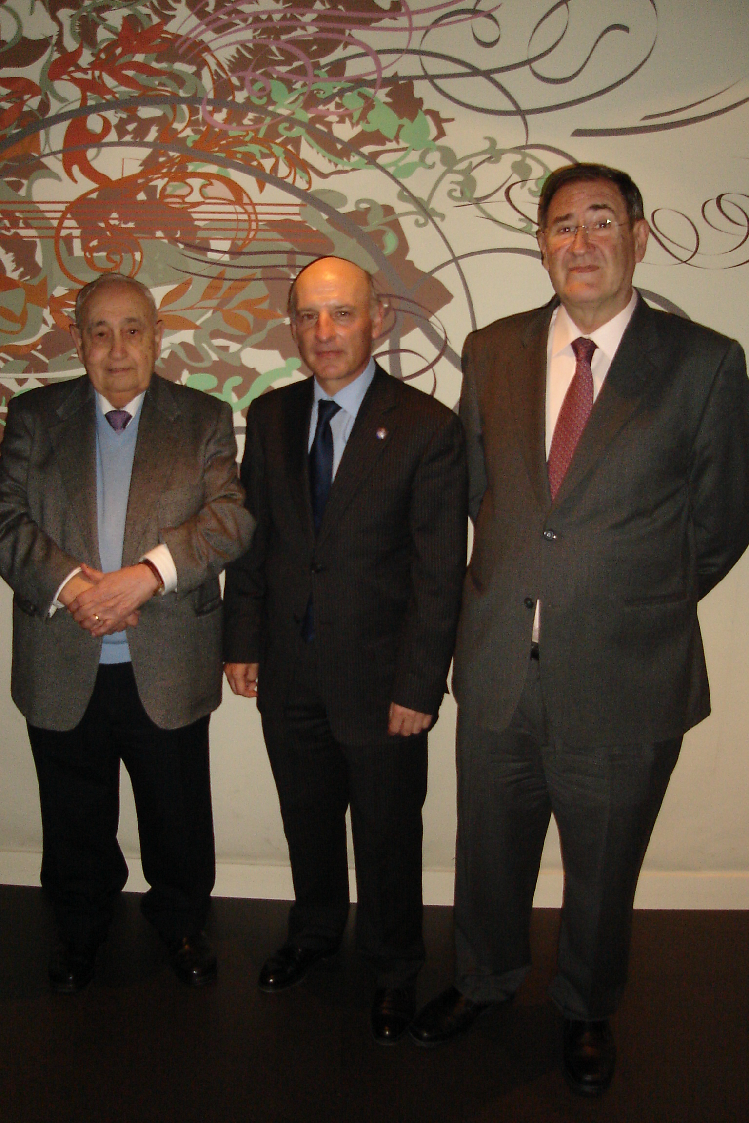 Foto de los tres Presidentes del TSJCLM (Febrero de 2011. José Rodríguez, primero por la izquierda)